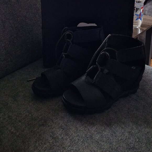 Wedge Sandals - Picture 5 of 5